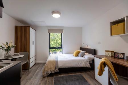 Premium Studio Student flat to rent on Servia Road, Leeds, LS7