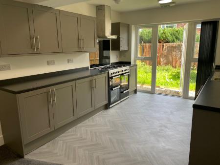4 bed student house to rent on Cooper Square, Durham, DH1