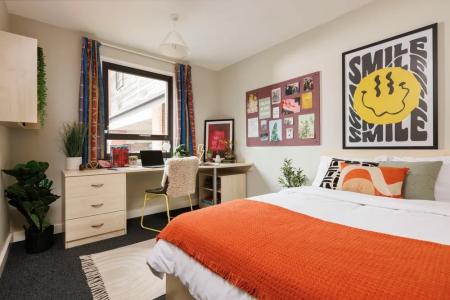 Premium Ensuite 5 bed student flat to rent on Clough Road, Sheffield, S2