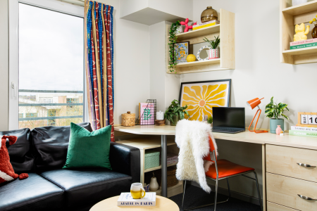 Classic Studio Student flat to rent on Newarke Close, Leicester, LE2