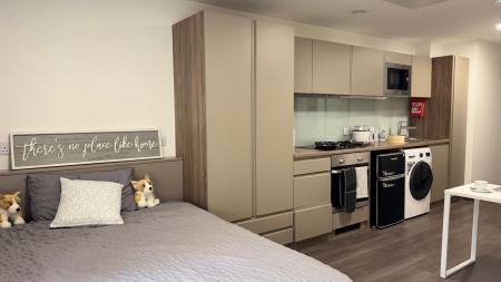 Standard Studio Student flat to rent on Woodhouse Square, Leeds, LS3
