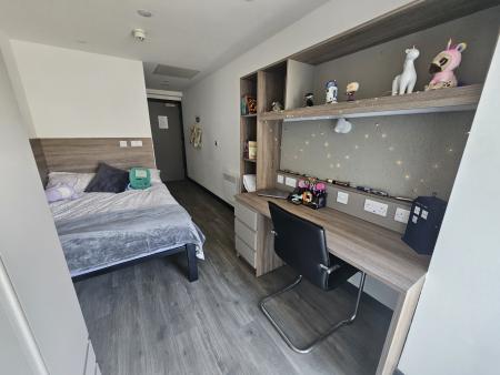Deluxe Ensuite 7 bed student flat to rent on Kingsway, Swansea, SA1