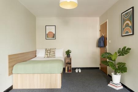 Premium 1 En-suite Student flat to rent on Victoria Street, Bristol, BS1