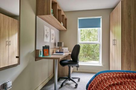 Standard Ensuite Student flat to rent on Sturge Close, Birmingham, B29