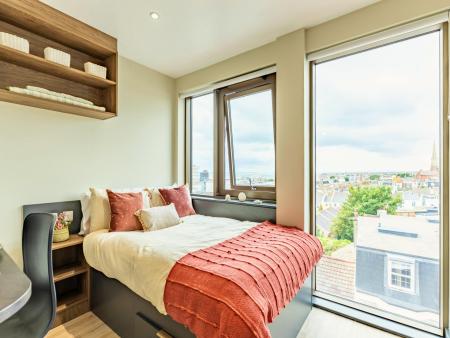 Premium Plus Studio Student flat to rent on Upper North Street, Brighton, BN1