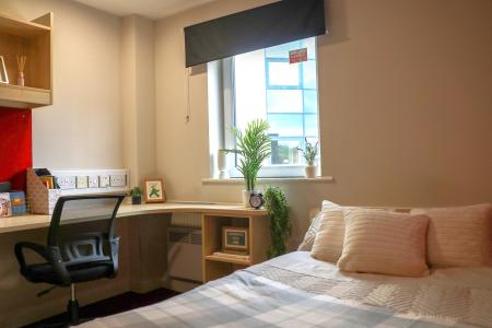 Ensuite bronze plus 5 bed student flat to rent on Midland Way, Nottingham, NG7