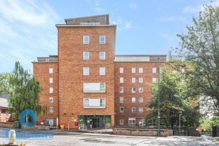 Student studio flat to rent on Woodborough Road, Nottingham, NG3