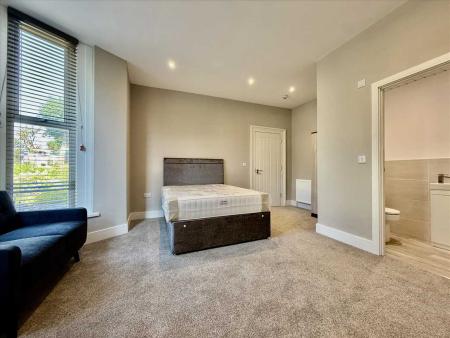 6 bed student house to rent on 48 Pentyre Terrace, Plymouth, PL4