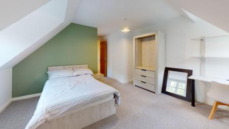 2 bed student house to rent on The Grange, Leeds, LS6