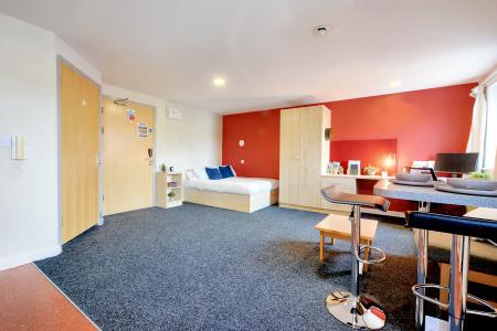 Large Studio Student flat to rent on Midland Way, Nottingham, NG7