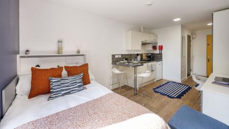 Bronze Studio Student flat to rent on Kennedy Street, Glasgow, G4