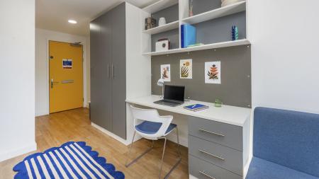 Bronze Studio Student flat to rent on Kennedy Street, Glasgow, G4