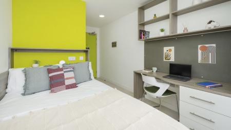 Platinum Two Bed Apartment 2 bed student flat to rent on Kennedy Street, Glasgow, G4