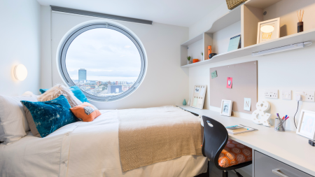 Standard Studio Student flat to rent on City Road, Cardiff, CF24