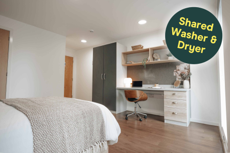 Deluxe Platinum En Suite