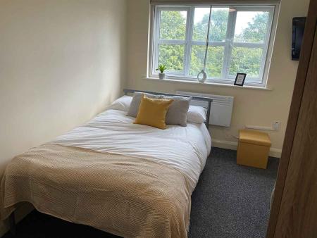 Hamsell Court - Classic Non-Ensuite 4 bed student flat to rent on Hamsell Road, Manchester, M13
