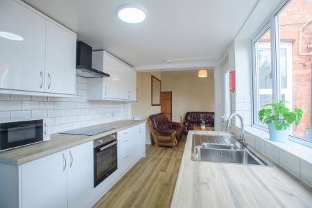 5 bed student house to rent on Nelthorpe Street, Lincoln, LN5