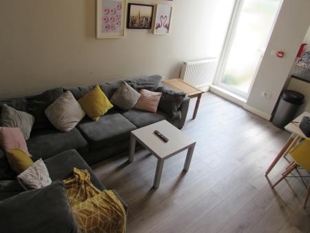 Student studio flat to rent on Hannan Road, Liverpool, L6