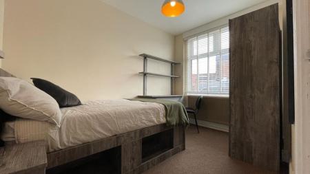 4 bed student house to rent on Rosebery Street, Loughborough, LE11