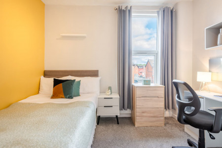 4 Bedroom Apartment
