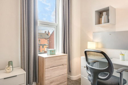 4 Bedroom Apartment