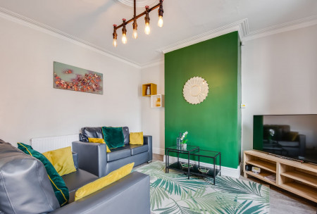 4 Bedroom Apartment