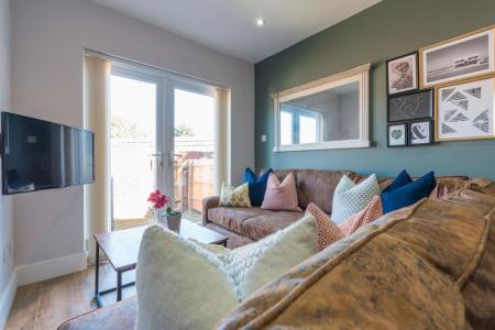 7 bed student house to rent on Earlsdon Avenue North, Coventry, CV5