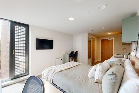 Deluxe Studio Student flat to rent on Burnsall Road, Coventry, CV5