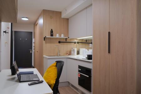 Classic Plus Student flat to rent on High Street, Southampton, SO14