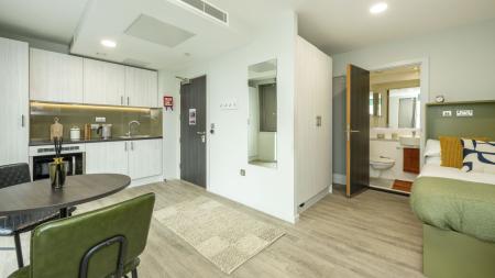 Premium Studio Student flat to rent on Long Street, London, E2