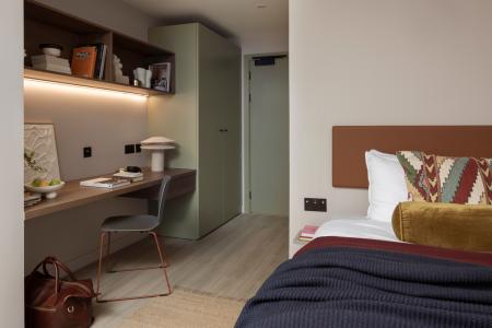 Classic Plus Studio Student flat to rent on Dunedin Street, Edinburgh, EH7