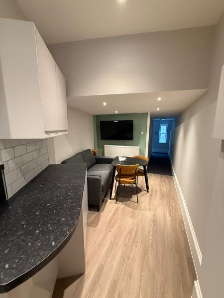 6 bed student house to rent on Stokes Croft, Bristol, BS1