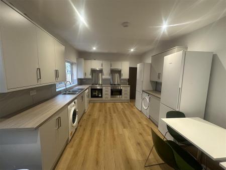 8 bed student house to rent on Wilton Avenue, Southampton, SO15