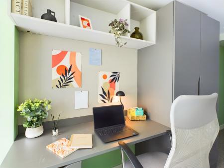 Premier Studio Student flat to rent on Frederick Street, Belfast, BT1