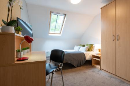 4 bed student house to rent on Prince of Wales Road, Exeter, EX4