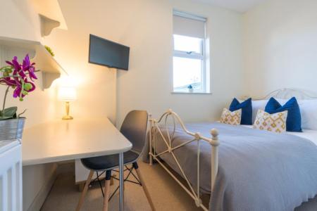 7 bed student house to rent on Goldsmith Avenue, Portsmouth, PO4