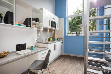 Mezzanine Studio Student flat to rent on Stepney Road, Newcastle, NE2