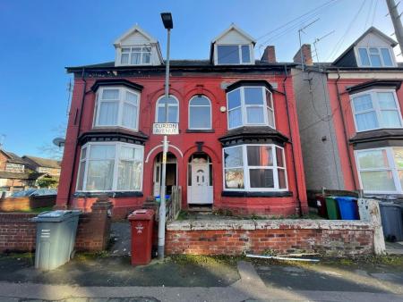 6 bed student house to rent on Curzon Avenue, Manchester, M14