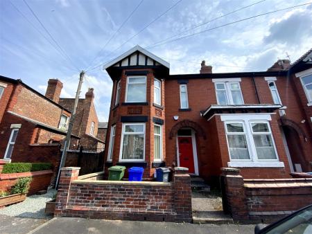5 bed student house to rent on Denison Road, Manchester, M14