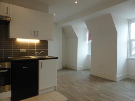 Student studio flat to rent on Church Road - P, Brighton, BN3