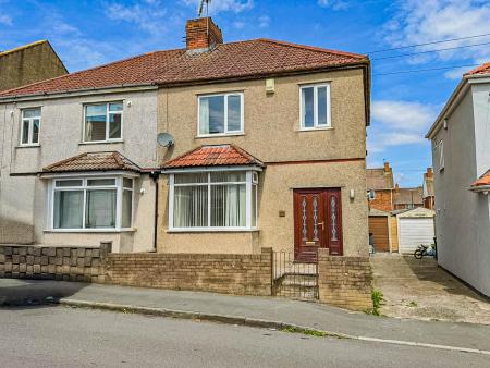 4 bed student house to rent on Toronto Road, Bristol, BS7