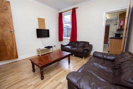 5 bed student house to rent on Tiverton Road, Birmingham, B29