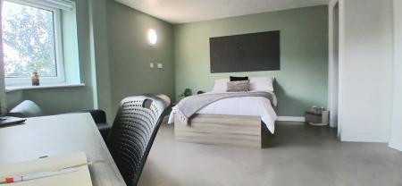 Premium Plus Studio Student flat to rent on Cook Street, Southampton, SO14