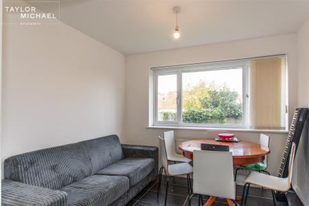 6 bed student house to rent on Rushlake Close, Brighton, BN1