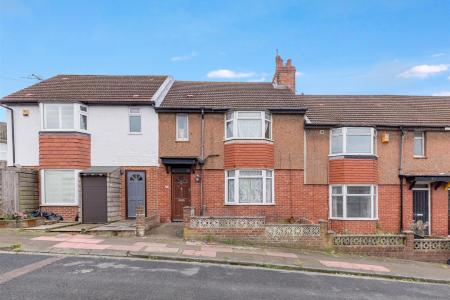 4 bed student house to rent on Kimberley Road, Brighton, BN2