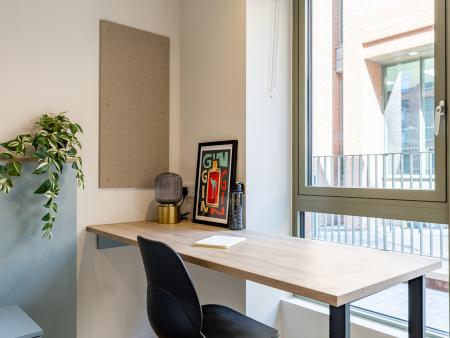 Silver Townhouse Student flat to rent on Alfreton Road, Nottingham, NG7