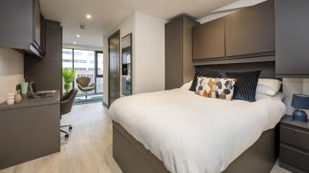 Premium Studio Student flat to rent on Parkside, Coventry, CV1
