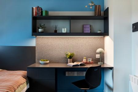 Premium Ensuite 4 bed student flat to rent on Lower Bristol Road, Bath, BA2