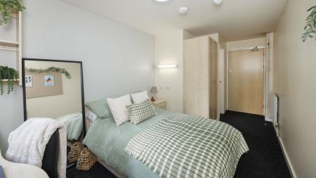 Classic 4 Bed Ensuite 4 bed student flat to rent on Broad Street, Sheffield, S2