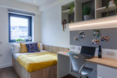Deluxe Studio Student flat to rent on Notte Street, Plymouth, PL1